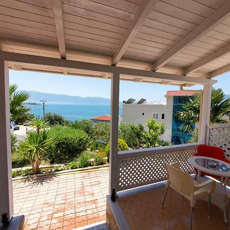 Radhimë Hotel Roi מראה חיצוני תמונה