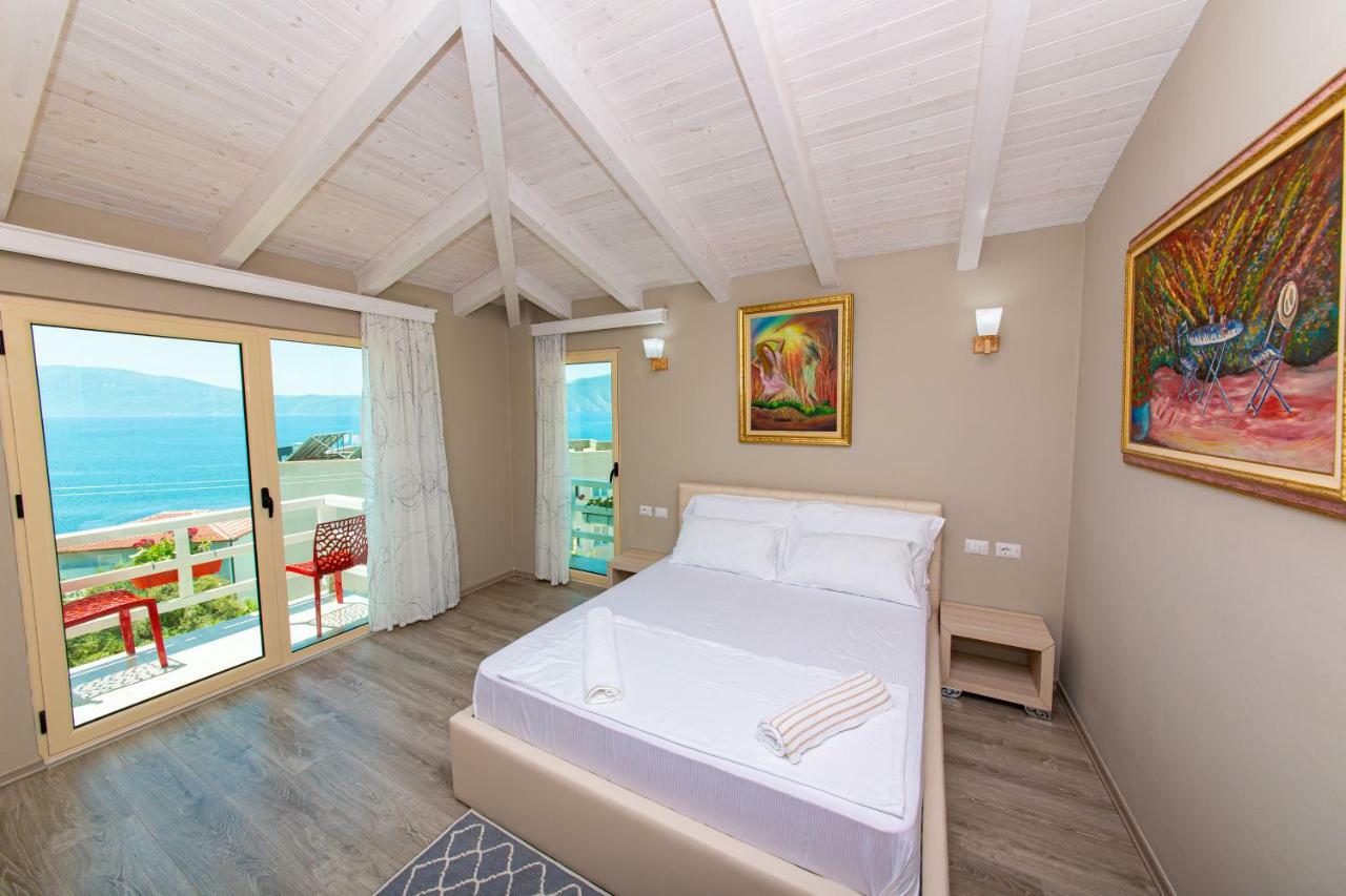Radhimë Hotel Roi מראה חיצוני תמונה