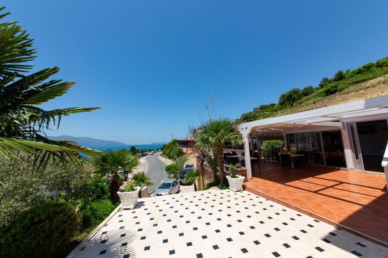 Radhimë Hotel Roi מראה חיצוני תמונה